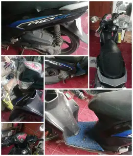 Jual motor Yamaha Mio. Wrn hitam biru.