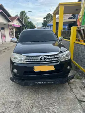 Toyota Fortuner 2011 Bensin