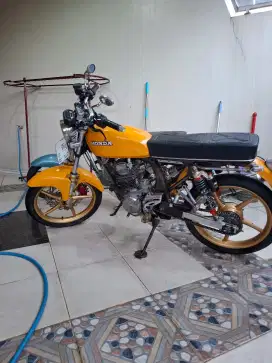 Motor CB tahun 1990