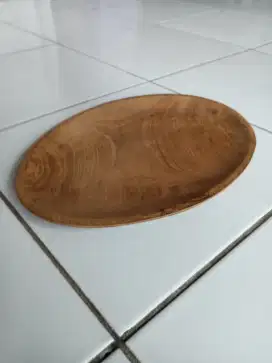 Piring Oval dari kayu Jati