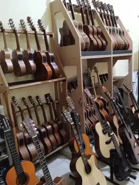 Toko gitar alat musik