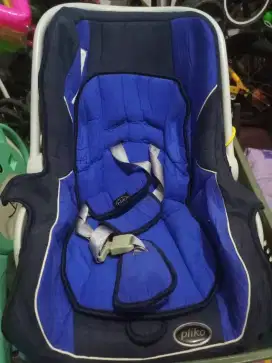 Carseat bayi Pliko