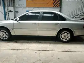 Volvo S80 2,3 T jual cepat 65 juta