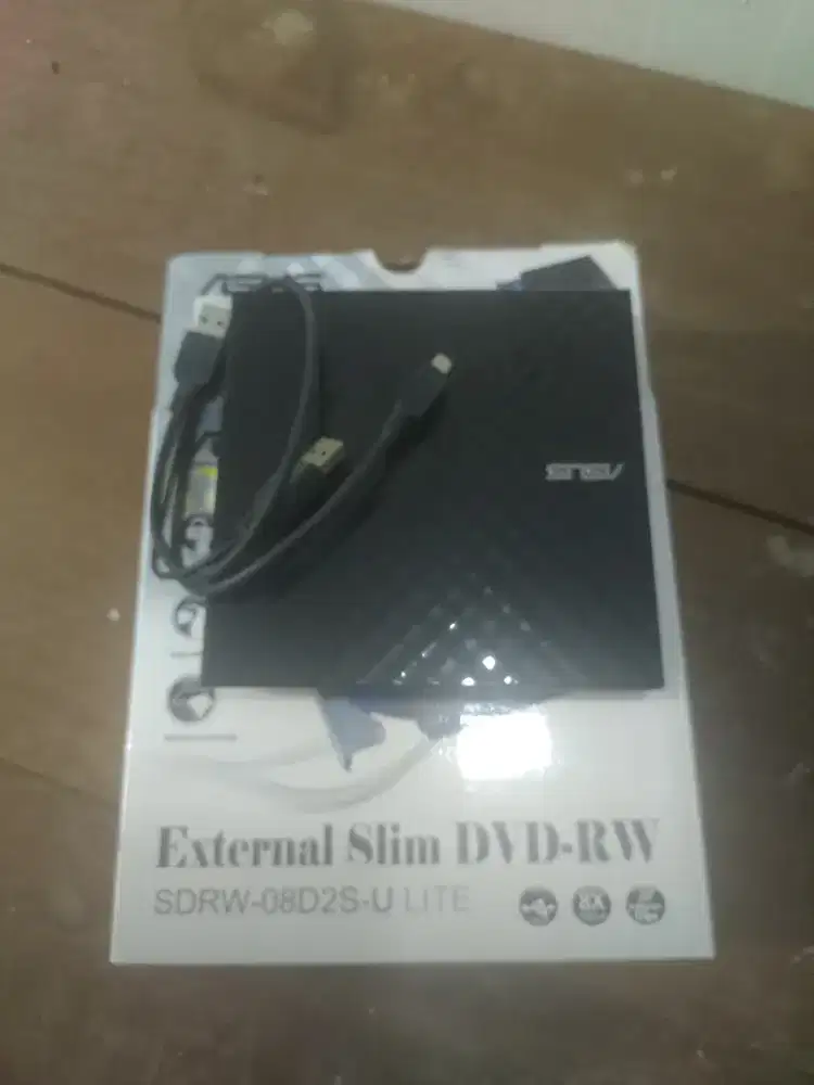 DVD eksternal asus
