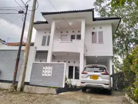 Rumah 2 lantai di Sariwangi setengah harga pasar