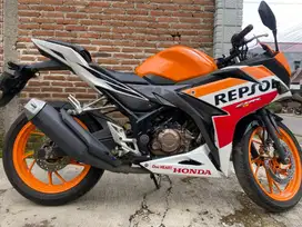 Honda CBR 150 R