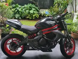 Kawasaki ER6N 2012 Warna Merah  modif knalpot km 19Rban Kondisi Baik