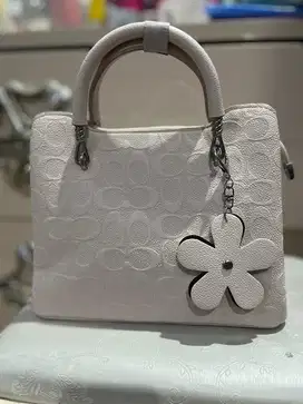 Ready Tas Import Toliyu Kinda