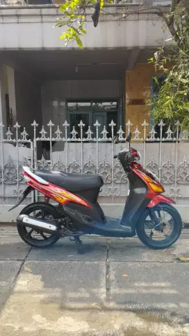 Mio Merah Maroon