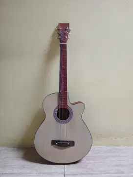 Gitar akustik pemula