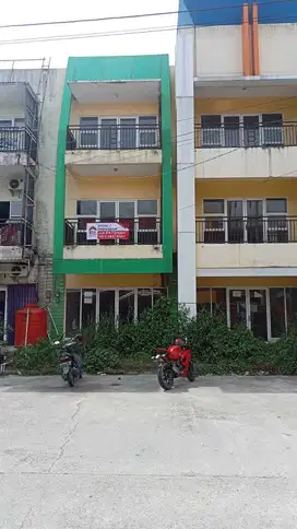 Ruko Disewa di Pelangi B Point, Balikpapan