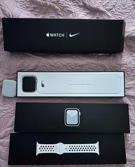 Apple Watch Series 4 Nike