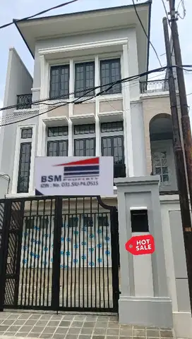 Dijual Rumah Baru 3 lantai  6 menit  ke perkantoran  Ampera Raya