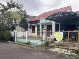 Dijual Rumah Di Perumahan Bukit Cimanggu City Dekat Akses jalan tol