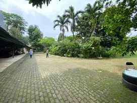 Dijual tanah ada rumah tua di pejaten barat