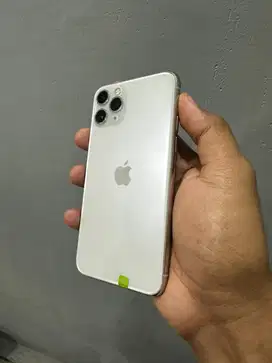 Iphone 11 PRO 64gb lengkap mulus