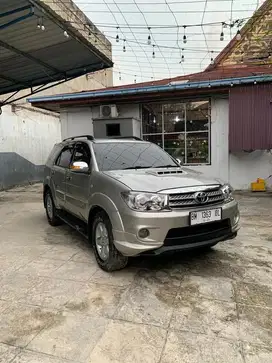 FORTUNER 2010 G MANUAL!!