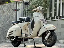 Vespa tua sprint veloce 1977