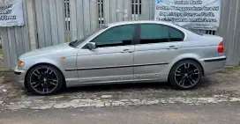 BMW E46 325i M54 Matic Triptonik Tahun 2002 Silver