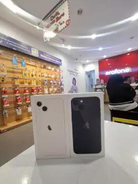 Stok terbatas untuk iPhone di akhir tahun ygy. Siapa cepat dia dapat:)