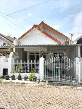 Sewa Rumah Nirwana Eksekutif 3kamar Dkt Merr,IPH,Superindo