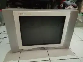 Televisi Digitec Nycam digital stereo syste200m