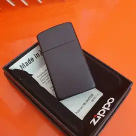 Korek Zippo 1618 Slim Black Matte