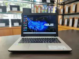 LAPTOP ASUS X441U CORE I3-7020U/RAM 4GB/SSD 256GB/VGA NVIDIA MX110 2GB