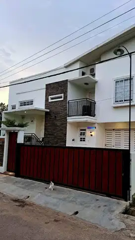 Dijual Murah Rumah Dua Lantai di Rajabasa