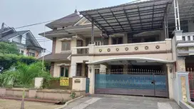 Rmh besar, hook, 2lt, jl utama, Kemang Pratama, Bekasi