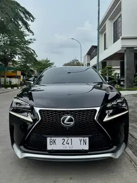 Lexus NX200T F Sport 2015 A/T