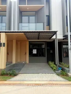 Disewakan rumah baru modern semifurnished BSD, Tanah Kayu