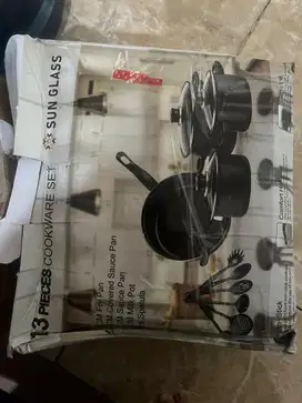 13 Cookware Set