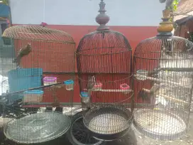 Sangkar burung bekas