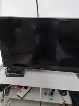 Di Jual Televisi 32inc merk LG