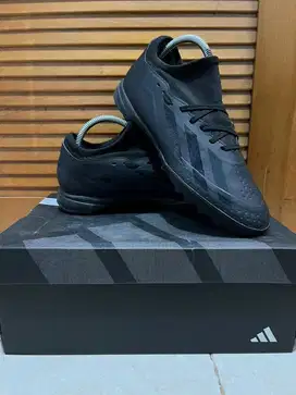 Sepatu mini Soccer Adidas x crazyfast turf black Size 41 1/3 (26Cm)