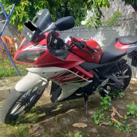 Yamaha R15 V2 thn 2014