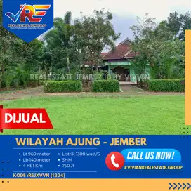 RUMAH DAN HALAMAN LUAS DEKAT JSG AJUNG JEMBER