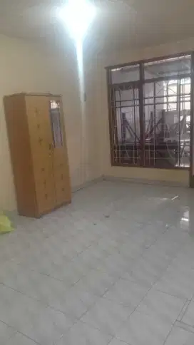 Rumah untuk keluarga Di Wisma Winaya, Nata Endah Kopo.