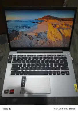 Laptop Lenovo Ideapad Slim 1