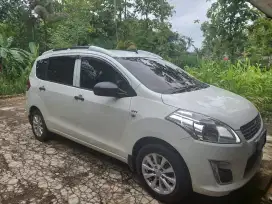 Suzuki Ertiga Manual Putih 2012