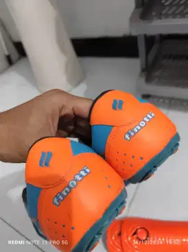 Nego tipis murmer sepatu futsal Finotti