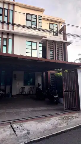 Dijual Rumah 3 Lantai Modern Minimalis Kebayoran Baru Dekat MRT H Nawi