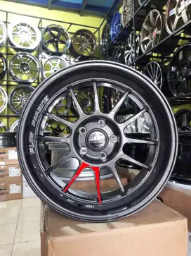 VELG BUZZ LIMITED EDITION R18×8.5 H5×114 INNOVA,HRV,CIVIC,BRV,CRV,RUSH