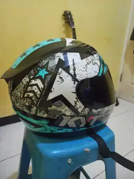 Helm KYT R10 second