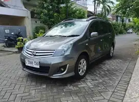 DP 7,5 JT DIJUAL NISSAN GRAND LIVINA 1.5 XV M/T 2013 TERMURAH