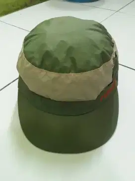 Topi olahraga ori siap pake minat ambil di rumah