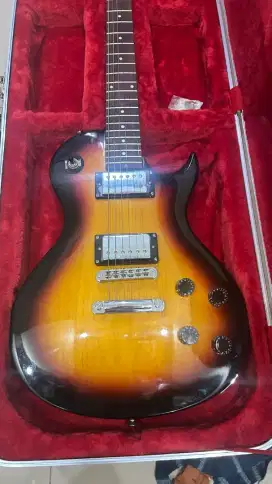 Guitar Peavey Ch1