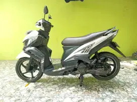 Yamaha Xeon 2014 plat panjang