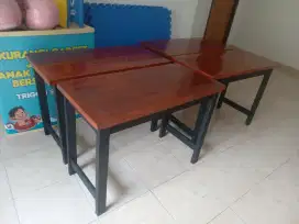 Meja kerja kantor, meja komputer laptop, meja belajar kost